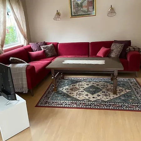 Stor Enebolig I Sentrum Med Sjoutsikt! Holiday home Svelgen